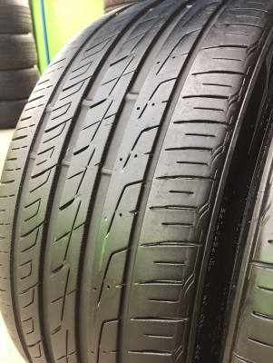 ยาง Nitto 225-40-18 ปี 16 2 เส้น 2000 ไม่มีปะไม่บวมไม่กินข้างดอกยางเหลือเยอะเอาไปวิ่งกันใด้อีกยาวค่ะ