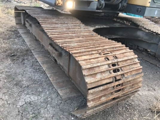 VOLVO 210BLC