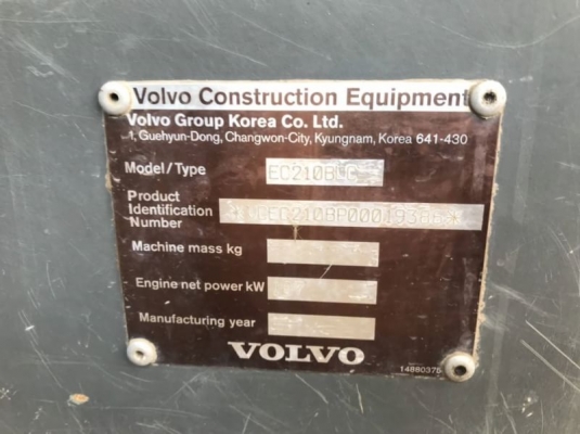 VOLVO 210BLC