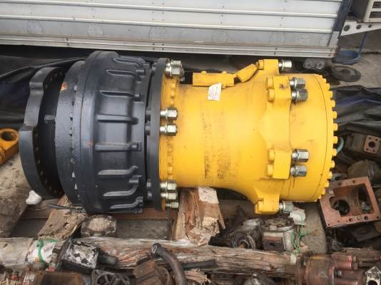 ขายดุมล้อรถดัมเปอร์Komatsuทำเหมือง สนใจโทร 0968858213 โก้