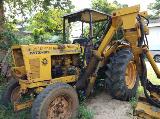 0993934885,0949708999 ขายรถตัดหญ้า พร้อมเล่มทะเบียน ขายตามสภาพ 133,000