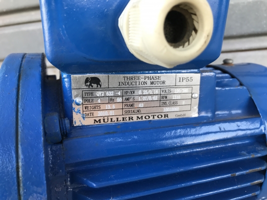 ขายมอเตอร์เกียร์แบบเพลาสวม Muller gear 1/4HP. 380V อัตราทด 1:60 สภาพสวยมาก หมุนนิ่ม พร้อมใช้งาน ราคา 1,800 บาท