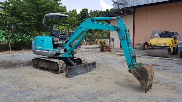 รถขุดโกเบโก้ SK025เก่าญี่ปุ่น รถขุดโกเบโก้ SK025เก่าญี่ปุ่น