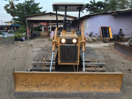 ขายD2-7 PL รถสวย พร้อมใช้งาน เครื่องดี ช่วงล่างดี ใบแทร็กสวยทุกใบ โซ่บรูทดีไม่มีแตก รถอยู่บางเลน นครปฐม ราคาต่อรองได้ โทร0616613023แพรว ขาย295000‼️