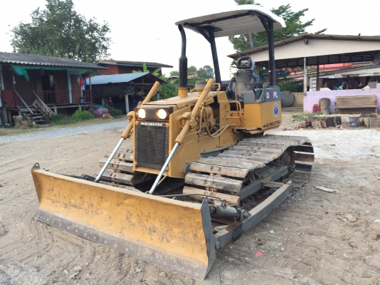 ขายD2-7 PL รถสวย พร้อมใช้งาน เครื่องดี ช่วงล่างดี ใบแทร็กสวยทุกใบ โซ่บรูทดีไม่มีแตก รถอยู่บางเลน นครปฐม ราคาต่อรองได้ โทร0616613023แพรว ขาย295000‼️