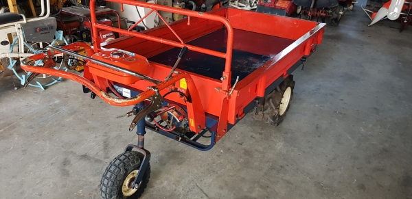 3 ล้อเดินตาม กะบะกว้าง .90 x 1.65  พร้อมใช้งาน