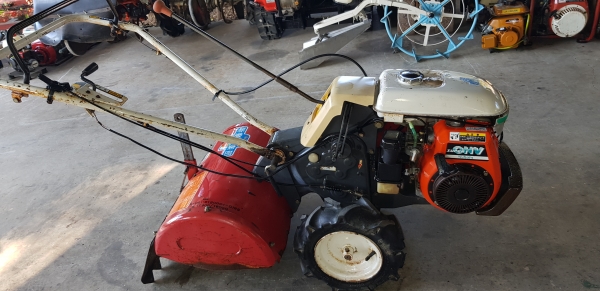 รถพรวนดิน