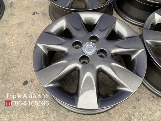 ล้อแม็ก  4รู100 Nissan March ขอบ 15 สีเทากัน สภาพสวย