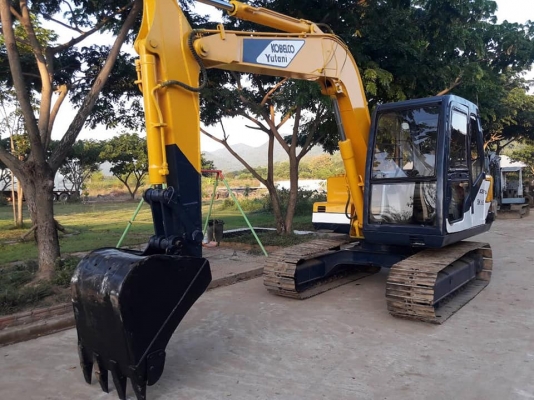 FROM JAPANรถขุดKOBELCO SK60-1(มาร์คทรี) คอนโทรลน้ำมัน /ปั๊มนิ้ว/แทรคเหล็ก/มีเก๋ง/มีเอกสารแจ้งจำหน่าย ปรับสภาพให้เรียบร้อย