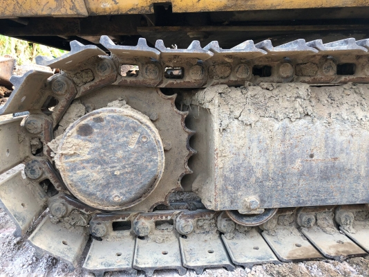 Komatsu Pc20 รุ่น6 เครื่องแรง แถมสาลี่ลาก