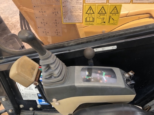 ขายรถขุด CAT 305SR คอลโทรลสั้น ปั๊มนิ้ว นำเข้าเองจากญี่ปุ่น สภาพสวยพร้อมใช้ มีVDOการทำงานครับ