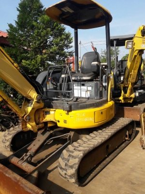 มาใหม่จ้า..KOMATSU  PC35MR-3  เก่านอกแท้  มีลายแย๊ก  สภาพสวย  3,xxxชั่วโมง พร้อมใช้ โทร 089-3818694 จ๊อย