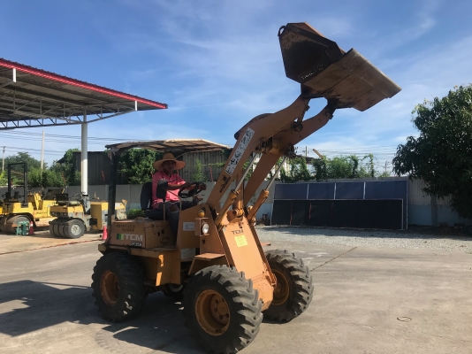 ขายรถตักTCMรุ่น808A-2นำเข้าญี่ปุ่นไม่เคยใช้งานในไทยเอวอ่อนเครื่องคูโบต้า4สูบ สภาพดีพร้อมใช้งาน 081-8302909 จิรโรจน์ Line ID :jiraroj2909