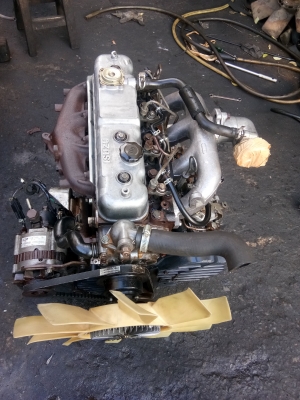 เครื่อง อิซุสุ 4JB1 สายพานสวยๆไม่หลวม