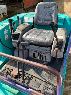 KOMATSU 40-7E ขนาดPC-40 <มีVDOให้ชม>รถเก่านอกมีเอกสาร☎️ติดต่อ 085-5632278 <ราคาต่อรองได้>