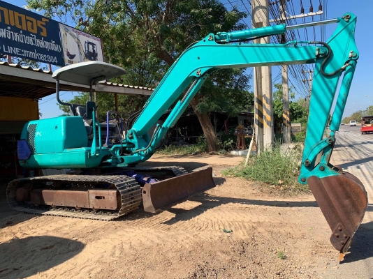 KOMATSU 40-7E ขนาดPC-40 <มีVDOให้ชม>รถเก่านอกมีเอกสาร☎️ติดต่อ 085-5632278 <ราคาต่อรองได้>