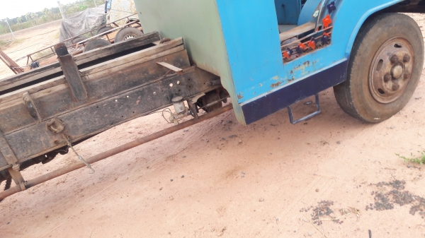 ขายรถอีแตน