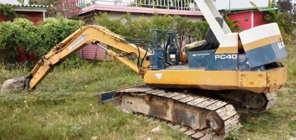KOMATSU PC 40