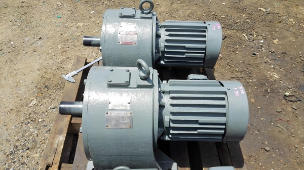 มอเตอร์เกียร์ญี่ปุ่น GEAR HITACHI JAPAN ขนาด 3 HP ทด 1:30 (50rpm) 380V