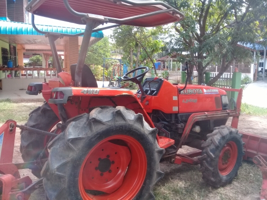 ขายรถไถ L3408  ปี 52  อุปกรณ์  3  ชิ้น เครื่องแน่นเกียร์ดี