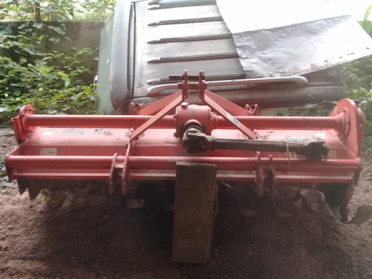 ขายรถไถ L3408  ปี 52  อุปกรณ์  3  ชิ้น เครื่องแน่นเกียร์ดี