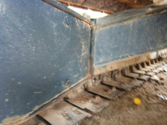 มี VDO ให้ชม.KOMATSU PC40MR-1 ราคา 490000