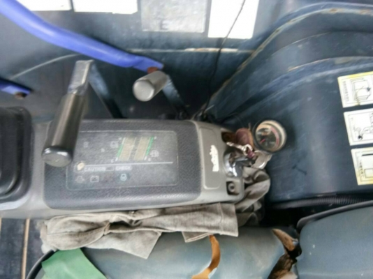 มี VDO ให้ชม.KOMATSU PC40MR-1 ราคา 490000