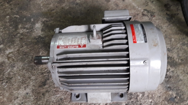 ขาย !! มอเตอร์.มิตซู.ขนาด3แรง380v.รอบ1430สภาพสวยเดิมๆ พร้อมใช้งาน