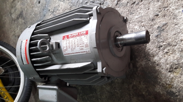 ขาย !! มอเตอร์.มิตซู.ขนาด3แรง380v.รอบ1430สภาพสวยเดิมๆ พร้อมใช้งาน ขาย !! มอเตอร์.มิตซู.ขนาด3แรง380v.รอบ1430สภาพสวยเดิมๆ พร้อมใช้งาน