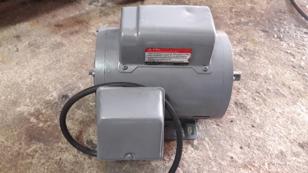 ขาย !! มอเตอร์.มิตซู.ขนาด1แรง220v.สภาพ.พร้อมใช้งาน ขาย !! มอเตอร์.มิตซู.ขนาด1แรง220v.สภาพ.พร้อมใช้งาน