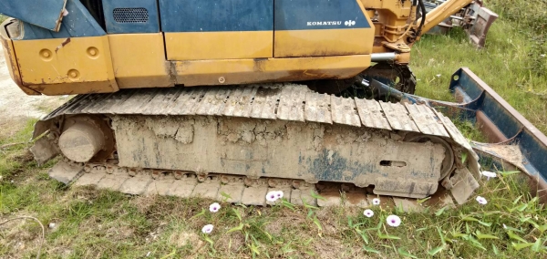 มี VDO ให้ชม.รถแบคโฮ KOMATSU PC40-5 ราคา 195000 มี VDO ให้ชม.รถแบคโฮ KOMATSU PC40-5 ราคา 195000