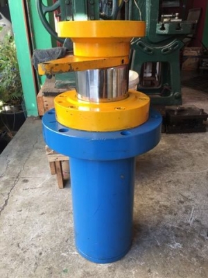 กระบอกไฮดรอลิค