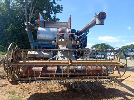 ขายรถเกี่ยวข้าว ต.เจริญ เครื่อง195เทอร์โบว์ช่วงล่าง12 เฟรมขึ้นใหม่ ปั๊ม22 อุ้ม2.5ตัน รถใช้งาน