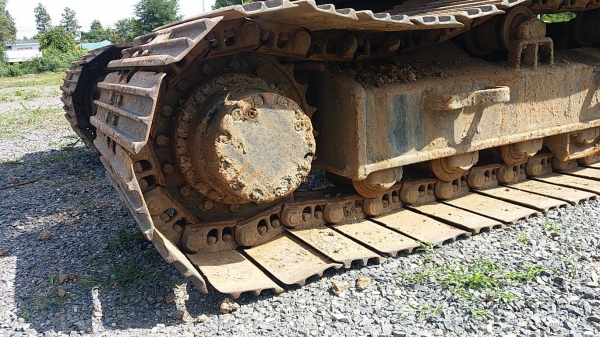 ขาย 435,000 HITACHI EX 200-1 เครื่องดี ISUZU 6BG ปั้มเดิมแรง เอวแน่น ช่วงล่างดี เล่มทะเบียน รถพร้อมใช้ รถอยู่ โคราช 090-772-3710 090-772-3708