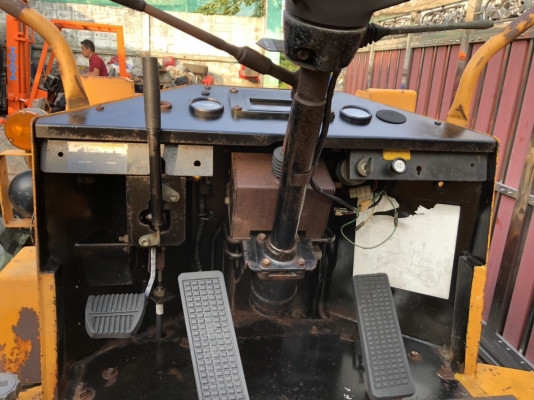 รถตักล้อยาง TOYOTA เอวอ่อน เก่าญี่ปุ่นแท้ ๆ สภาพดีมาก