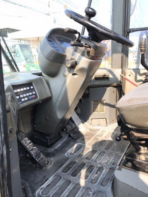 ขายรถตักล้อยาง KOMATSU WA400-3 นำเข้าเองจากญี่ปุ่น สภาพสวยพร้อมใช้ มีVDOการทำงานครับ