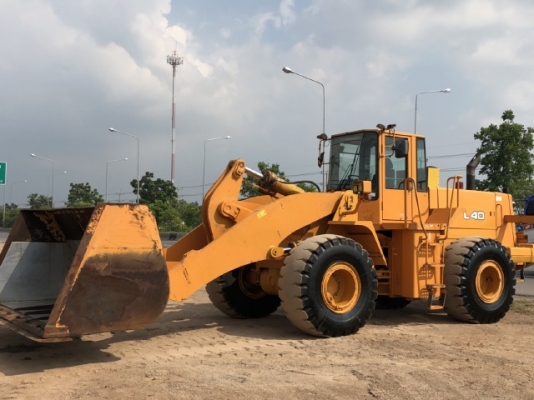 ขายรถตักล้อยาง TCM L40 แขนยาวพิเศษ นำเข้าเองจากญี่ปุ่น สภาพสวยพร้อมใช้ มีVDOการทำงานครับ ขายรถตักล้อยาง TCM L40 แขนยาวพิเศษ นำเข้าเองจากญี่ปุ่น สภาพสวยพร้อมใช้ มีVDOการทำงานครับ