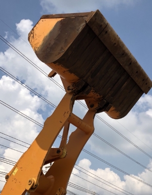 ขายรถตักล้อยาง TCM L40 แขนยาวพิเศษ นำเข้าเองจากญี่ปุ่น สภาพสวยพร้อมใช้ มีVDOการทำงานครับ ขายรถตักล้อยาง TCM L40 แขนยาวพิเศษ นำเข้าเองจากญี่ปุ่น สภาพสวยพร้อมใช้ มีVDOการทำงานครับ