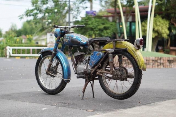 ร้าน วุฒิ นนบุรี ขาย Minsk K55 125cc. รถรัชเซีย