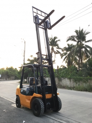 เอส อาร์ โฟรคลิฟท์ ขาย โตโยต้า รุ่น 7 ดีเซล 2.5 ตัน เอส อาร์ โฟรคลิฟท์ ขาย โตโยต้า รุ่น 7 ดีเซล 2.5 ตัน