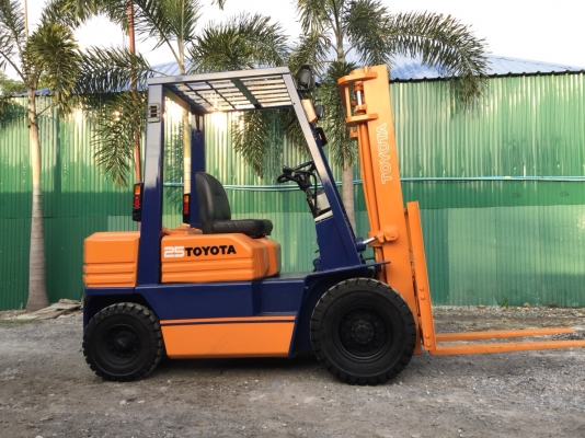 เอส อาร์ โฟรคลิฟท์ ขาย โตโยต้า รุ่น 5 ดีเซล