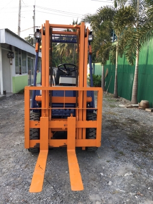 เอส อาร์ โฟรคลิฟท์ ขาย โตโยต้า รุ่น 5 ดีเซล