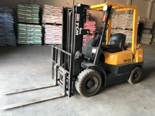 เอส อาร์ โฟรคลิฟท์ ขาย ทีซีเอ็ม 2.5 ตัน