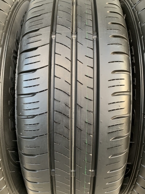 ล้อแม็กป้ายแดง Mazda 2 ขอบ 15 สีดำ พร้อมยางใหม่ป้ายแดง Dunlop 185-65-15 ปลายปี 18 สวยกริ๊บ เส้นสีชัด