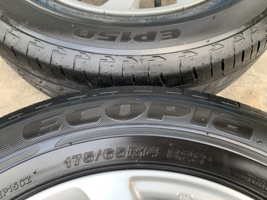 ล้อแม็ก Honda Brio Amaze ขอบ 14 พร้อมยาง 175-65-14 Bridgestone ปี 17 สภาพดี ดอกยางหนาปึก