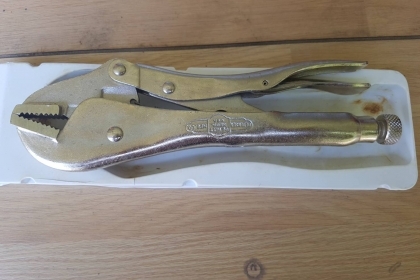 ขายคีมล็อกVISE GIRP 10R MADE IN USA. รุ่นกล่องแดง ขายคีมล็อกVISE GIRP 10R MADE IN USA. รุ่นกล่องแดง
