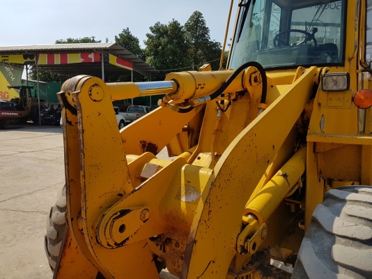 ขายรถตักล้อยาง ยี่ห้อ CATERPILLAR 910E บุ๋งกี๋1.3 คิว นำเข้าจากอเมริกาแท้ ไม่เคยใช้งานในไทย