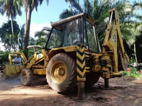 ขายรถตักหน้าขุดหลัง JCB เอกสารซื้อขายราคา 200,000 ต่อรaอง ขายรถตักหน้าขุดหลัง JCB เอกสารซื้อขายราคา 200,000 ต่อรaอง