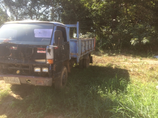 ขายรถบรรทุก 6 ล้อ NPR 115 HP ปี 35