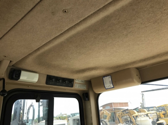 CAT D6M นำเข้าตรงจากญี่ปุ่น รถสวยสภาพดี ราคาไม่แพงครับ CAT D6M นำเข้าตรงจากญี่ปุ่น รถสวยสภาพดี ราคาไม่แพงครับ